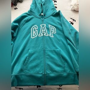 Large gap hoodie